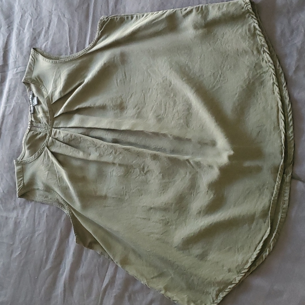 2 pieces, Ladies Joe Fresh Cami style and sleeveless style tops M/L